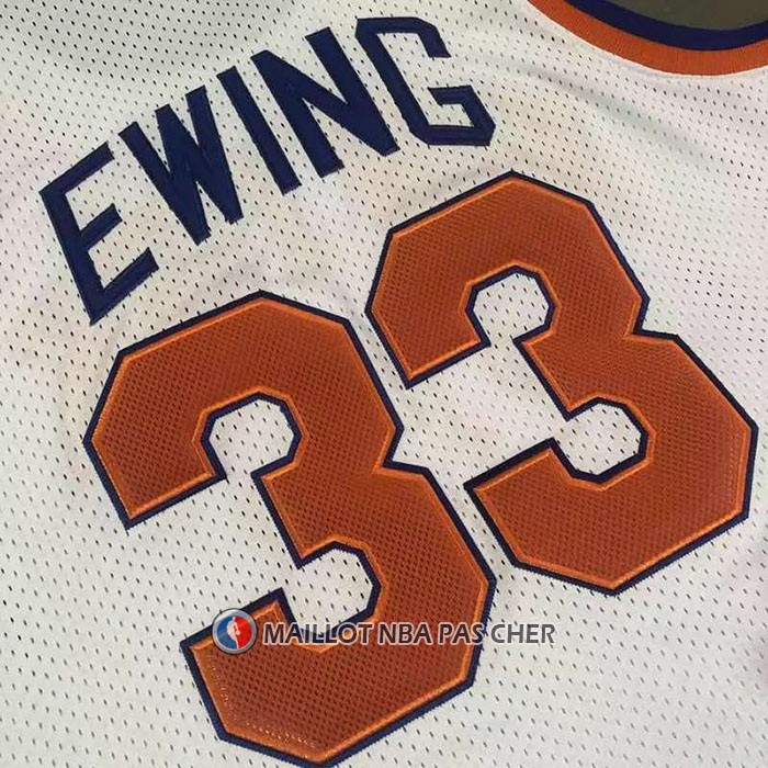 Maillot New York Knicks Patrick Ewing NO 33 Mitchell & Ness 1985-86 Blanc